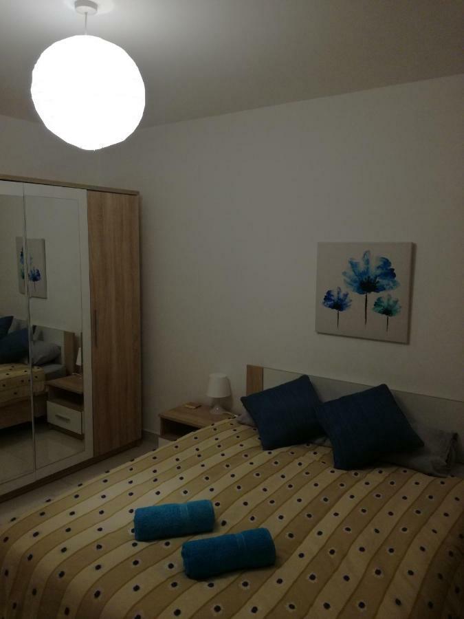 No8 @ Seabreeze Court Leilighet Mellieħa Eksteriør bilde