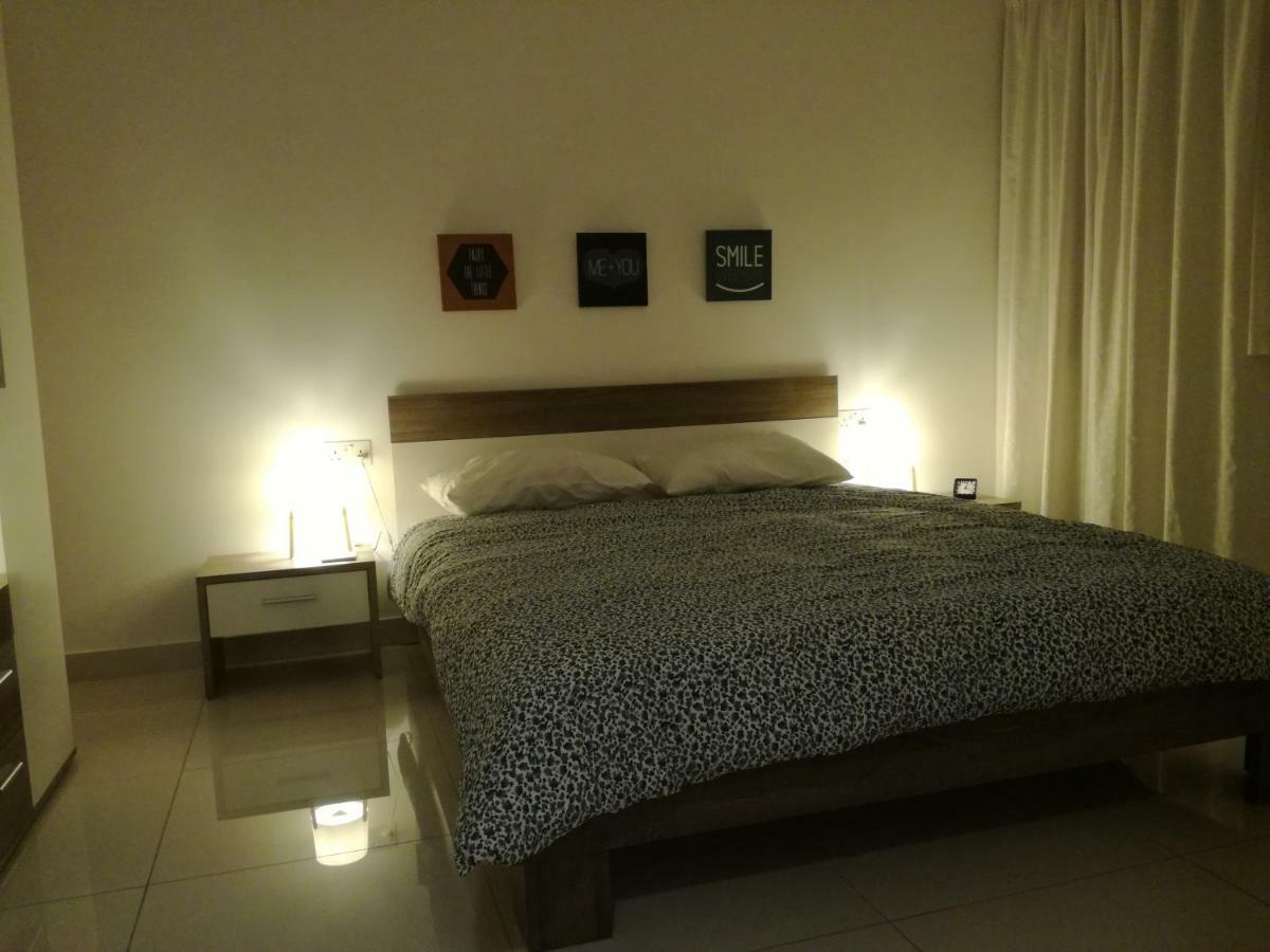No8 @ Seabreeze Court Leilighet Mellieħa Eksteriør bilde